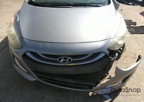 2015 Hyundai Elantra Gt z USA, uszkodzony, nr VIN KMHD35LH5FU241427